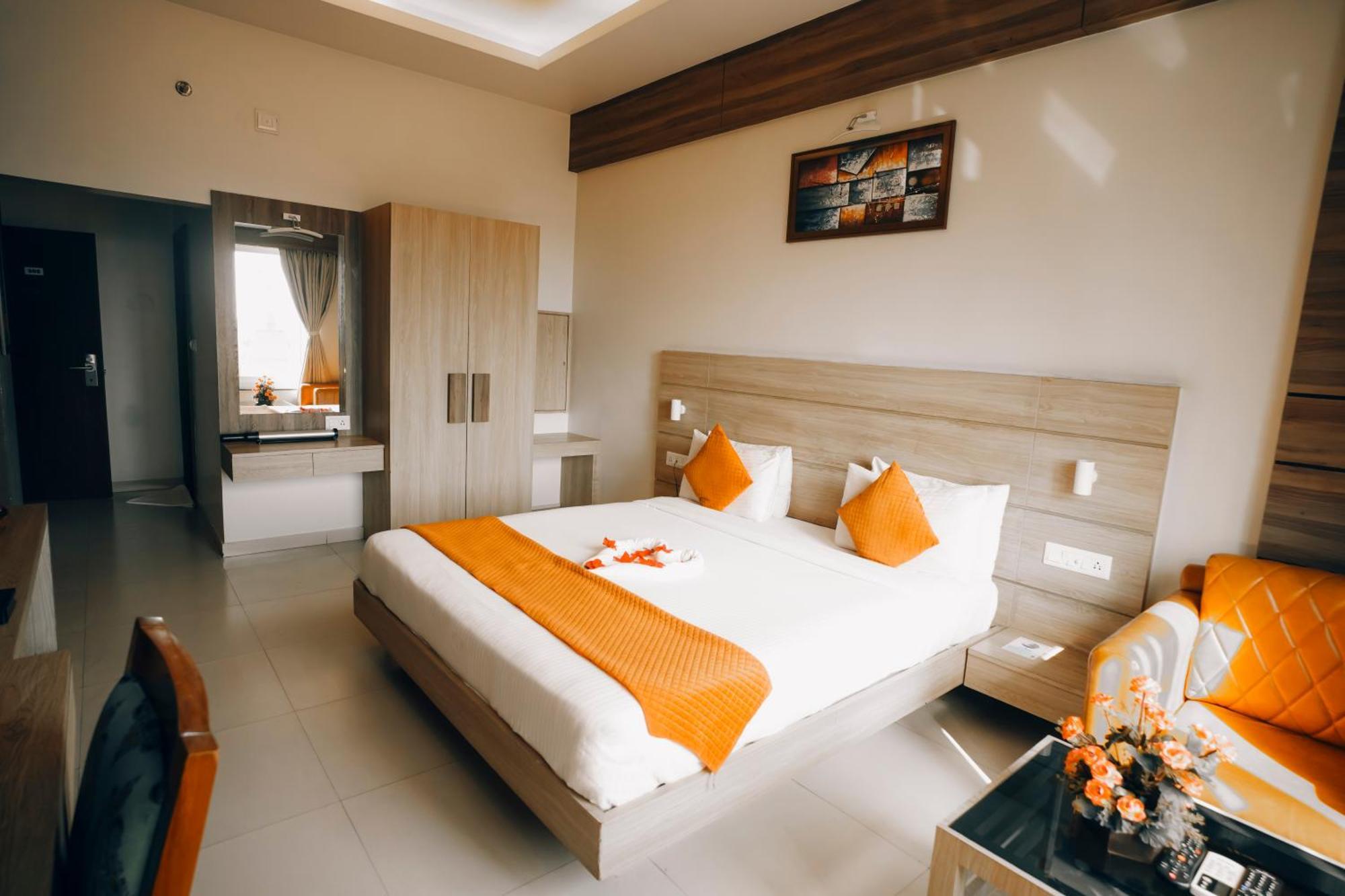 Imperial Heights Hotel เดฟการ์ ภายนอก รูปภาพ