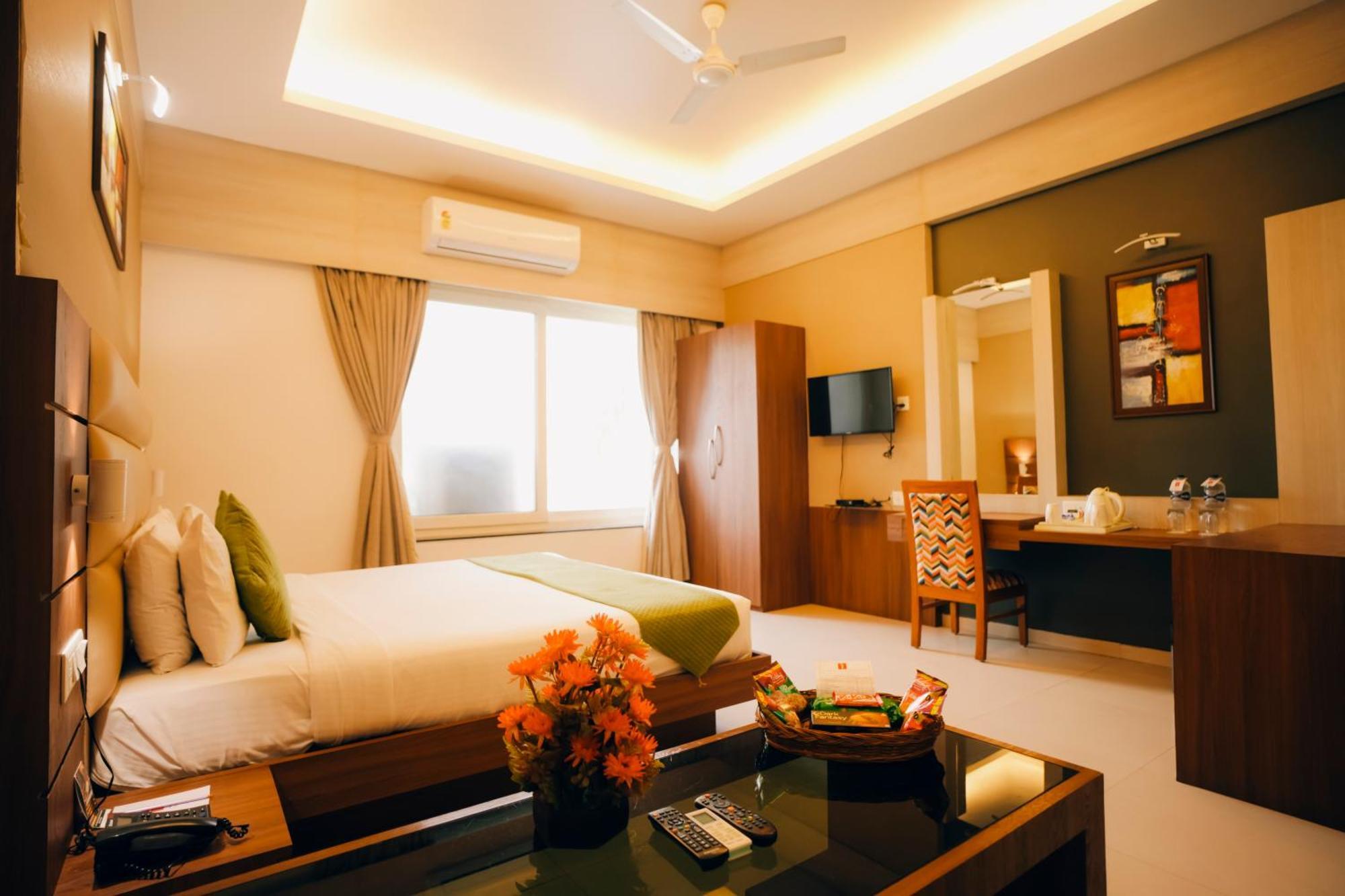 Imperial Heights Hotel เดฟการ์ ภายนอก รูปภาพ