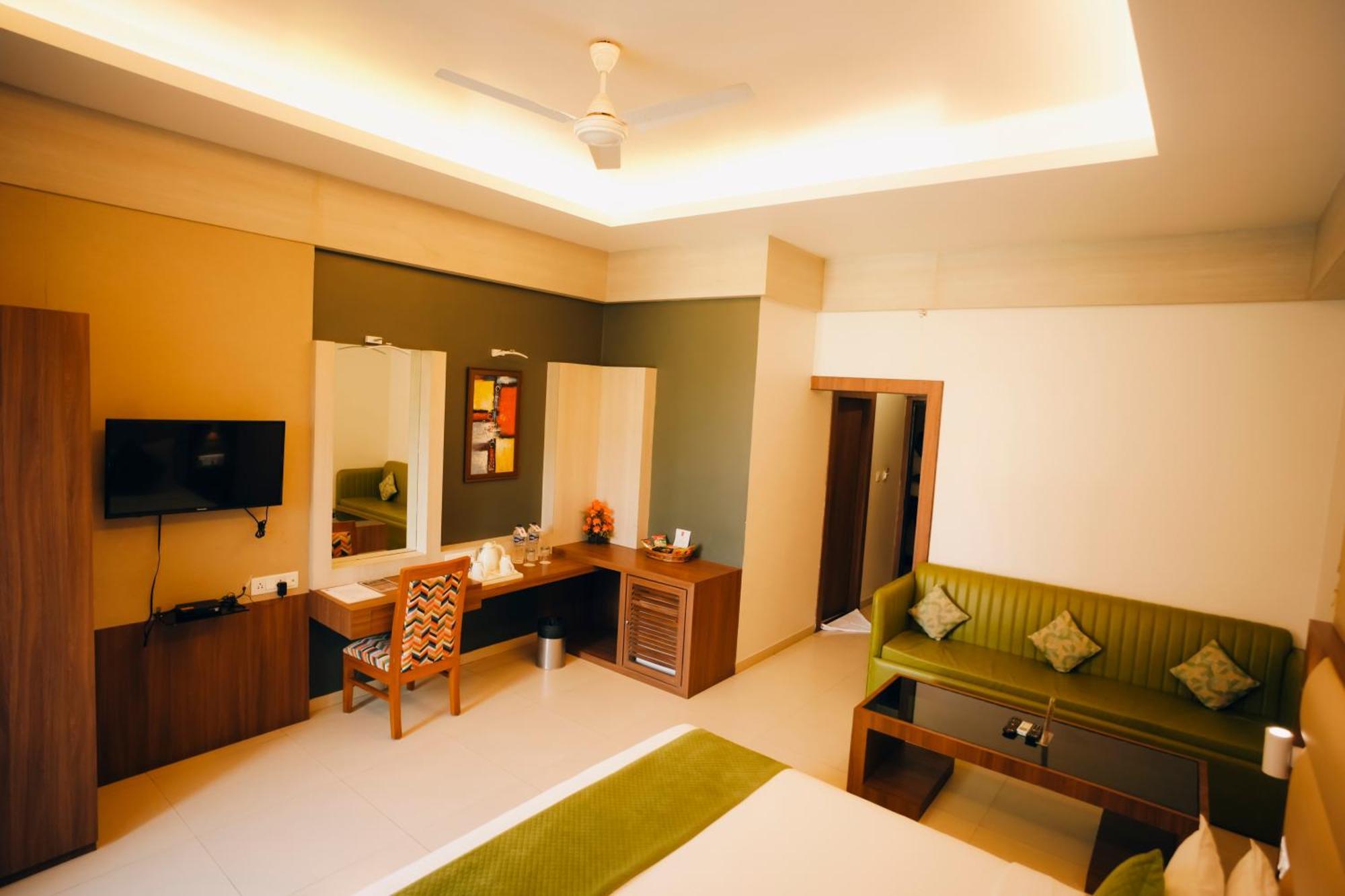 Imperial Heights Hotel เดฟการ์ ภายนอก รูปภาพ