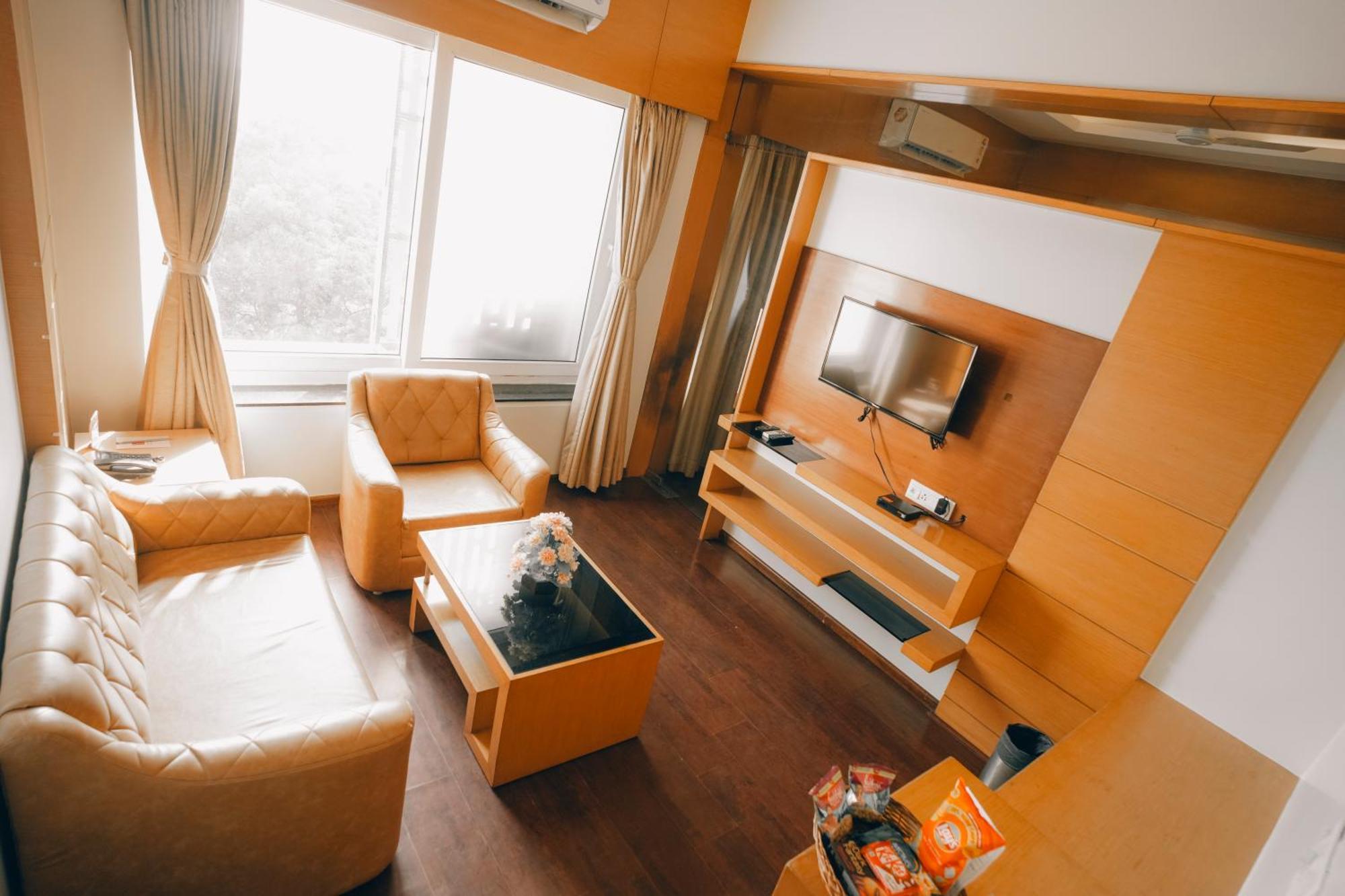 Imperial Heights Hotel เดฟการ์ ภายนอก รูปภาพ