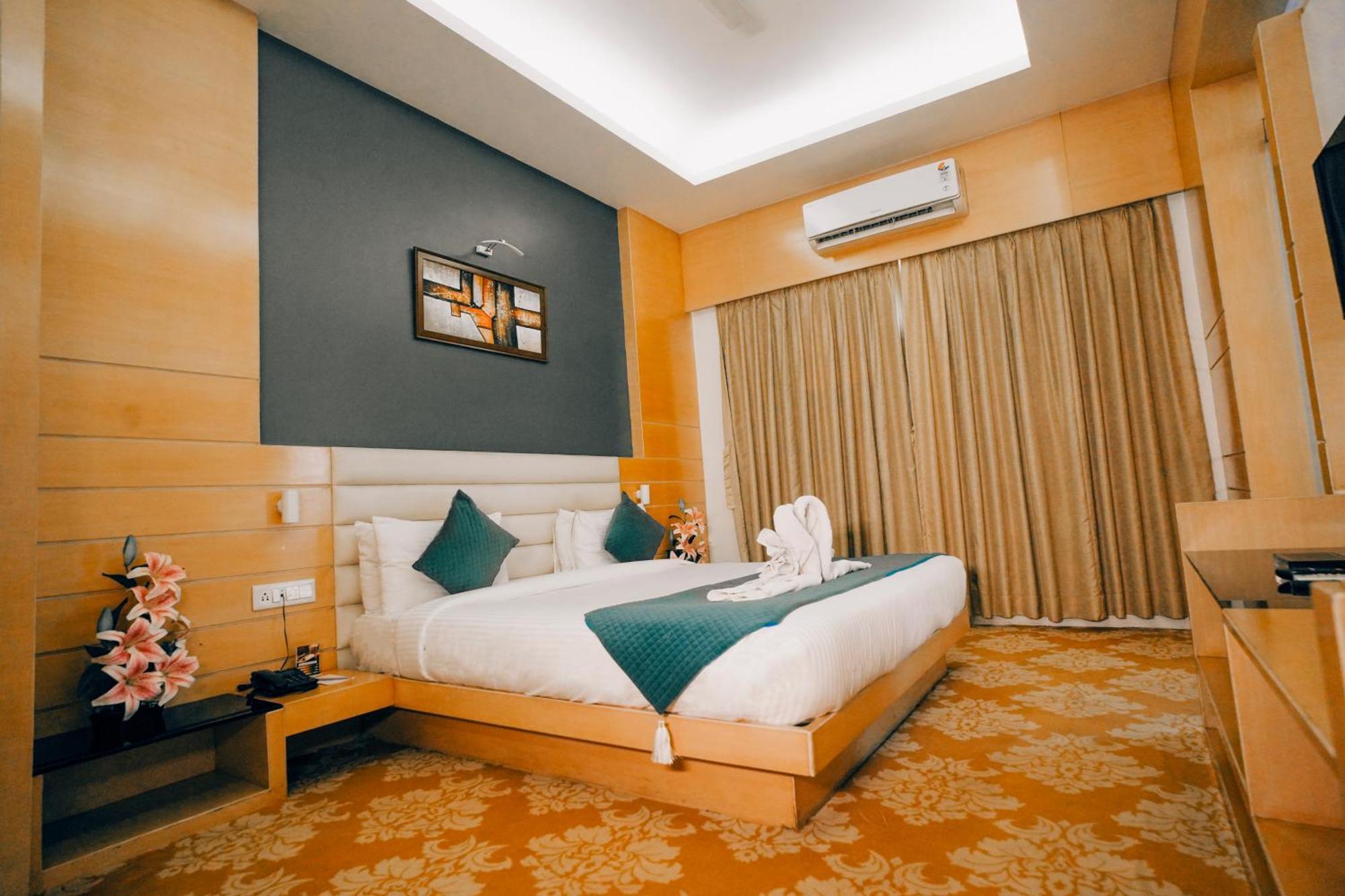 Imperial Heights Hotel เดฟการ์ ภายนอก รูปภาพ